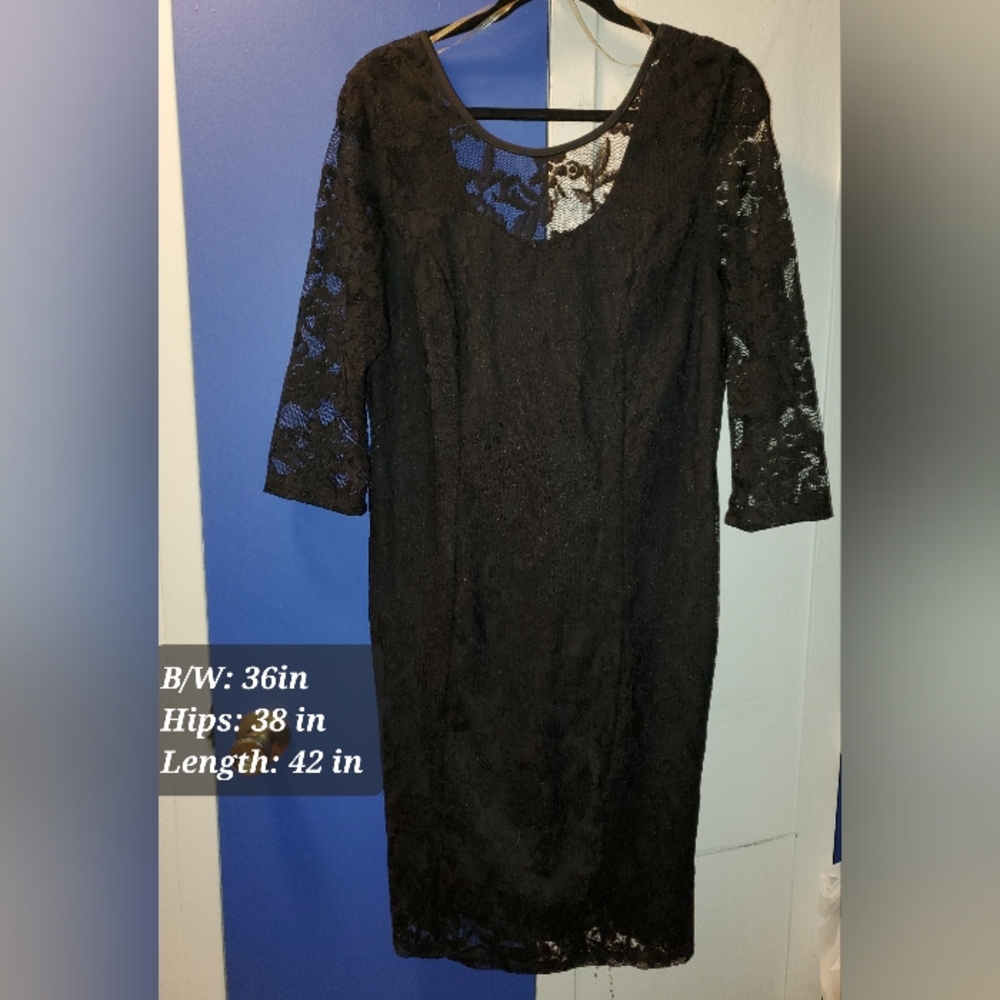 Sweet Robyne Black Lace Dress (Mermaid fit) (approx size 10/12)